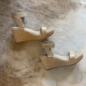 steve madden nude espadrille wedges